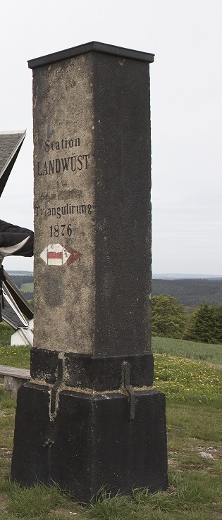 Vermessungssäule